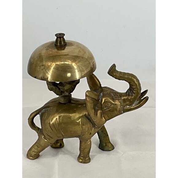 Vintage Brass‎ Elephant Bell Figurine With Patina Hotel Bell Reception Good Luck - Picture 4 of 9